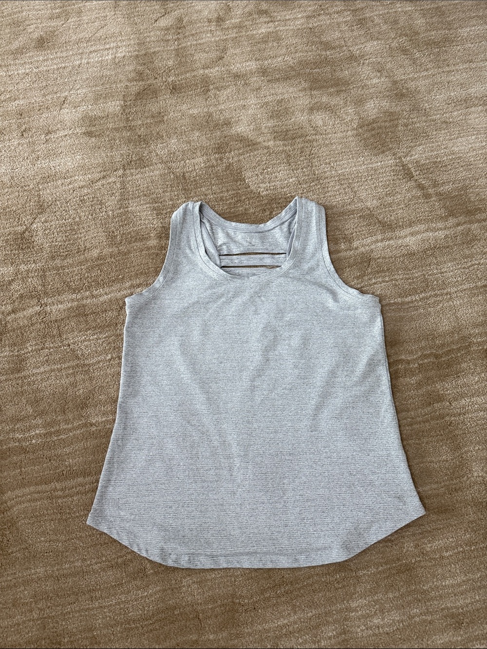 Tail tennis tank